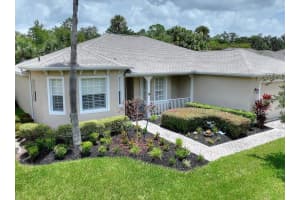 591 Highlands Hammock Dr, KISSIMMEE