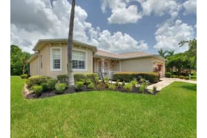 591 HIGHLANDS HAMMOCK DRIVE, KISSIMMEE, FL 34759 - MLS#MFRS5131599