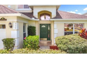 955 LAKE BERKLEY DRIVE, KISSIMMEE, FL 34746 - MLS#MFRS5131631