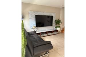 8199 36TH AVENUE, HIALEAH, FL 33018 Sold 09/15/25