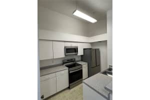 5148 PARK CENTRAL DRIVE, ORLANDO, FL 32839 Sold 08/12/25