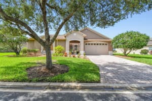525 Genoa Dr, KISSIMMEE