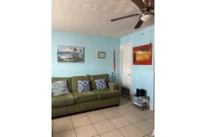 58 LAKE VILLA WAY, KISSIMMEE, FL 34743 - MLS#MFRS5131990