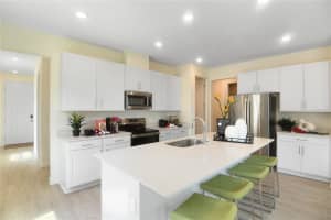 162 WATERSTONE LOOP, TAVARES, FL 32778 Sold 10/27/25