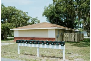 225 CENTURY BOULEVARD, AUBURNDALE, FL 33823 Sold 09/04/25