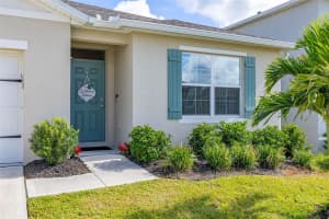 2003 CHICKASAW BOULEVARD, DAVENPORT, FL 33837 - MLS#MFRS5132328