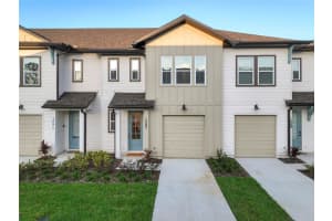 1067 Plantation Ln, DAVENPORT