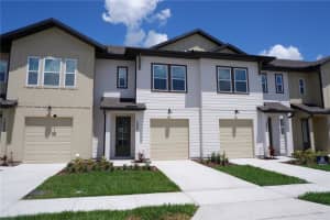 1025 Plantation Ln, DAVENPORT