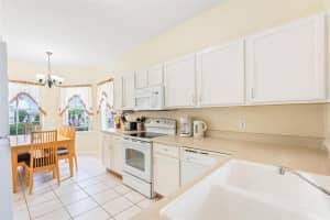 454 GLENEAGLES DRIVE, DAVENPORT, FL 33897 - MLS#MFRS5132511