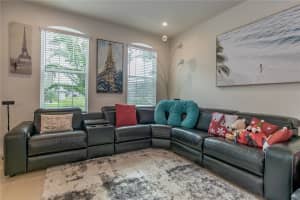 2686 CHANTILLY AVENUE, KISSIMMEE, FL 34741 - MLS#MFRS5132563