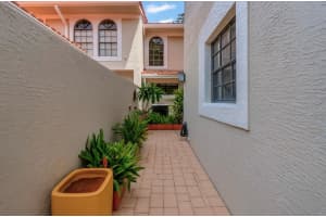 7913 BAYSIDE VIEW DRIVE, ORLANDO, FL 32819 - MLS#MFRS5132628