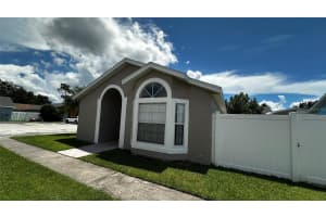 2415 HARBOR TOWN DRIVE, KISSIMMEE, FL 34744 - MLS#MFRS5132639