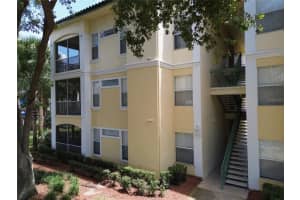 8813 Dunes Ct #201, KISSIMMEE