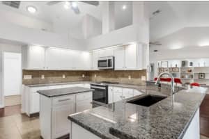 10324 POINTVIEW COURT, ORLANDO, FL 32836 - MLS#MFRS5132679