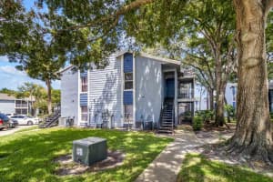 3827 Bay Club Cir #204, KISSIMMEE