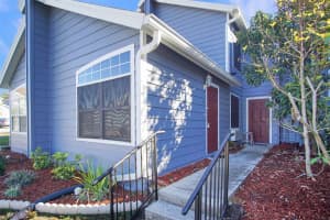 526 Caribbean Dr, DAVENPORT