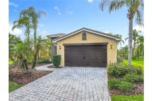3811 GOLDEN KNOT DRIVE, KISSIMMEE, FL 34746 - MLS#MFRS5132792