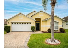 641 Old Bridge Cir, DAVENPORT