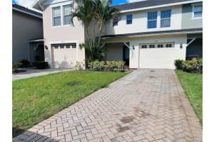 2072 Cypress Bay Blvd, KISSIMMEE