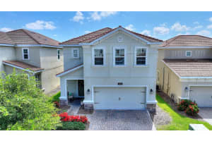 1081 Trappers Trail Loop, DAVENPORT