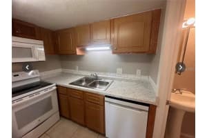 4217 SEMORAN BOULEVARD, ORLANDO, FL 32822 - MLS#MFRS5133174