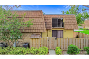 5252 BROOK COURT, ORLANDO, FL 32811 - MLS#MFRS5133258