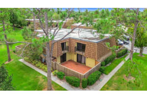 5252 BROOK COURT, ORLANDO, FL 32811 - MLS#MFRS5133258