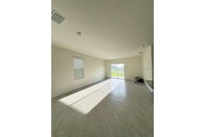 8215 CLAW GLADES LOOP, WESLEY CHAPEL, FL 33545 - MLS#MFRS5133392