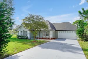 20730 MALLARD PARKWAY, ORLANDO, FL 32833 - MLS#MFRS5133467