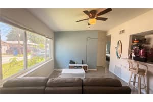 10530 LAKE DRIVE, SEMINOLE, FL 33772 - MLS#MFRS5133583