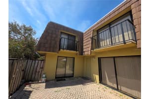 5377 BAMBOO COURT, ORLANDO, FL 32811 - MLS#MFRS5133700