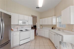 105 RIDGE VIEW DR, DAVENPORT, FL 33837 - MLS#MFRS5133718