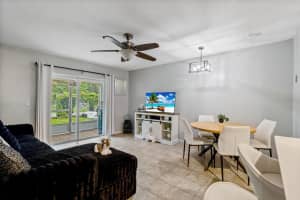 1638 WINDSOR OAK COURT, KISSIMMEE, FL 34744 - MLS#MFRS5133782