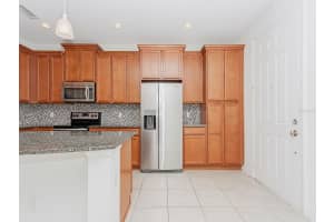 10070 EAGLE CREEK CENTER BOULEVARD, ORLANDO, FL 32832 - MLS#MFRS5133962
