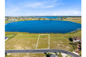 291 SPINNAKER COURT, AUBURNDALE, FL 33823 Sold 10/20/25