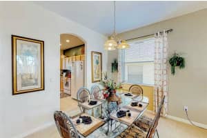 136 HENLEY CIRCLE, DAVENPORT, FL 33896 - MLS#MFRS5134046