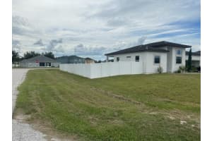 101 CIMARRON LANE, POINCIANA, FL 34759 Sold 10/10/25