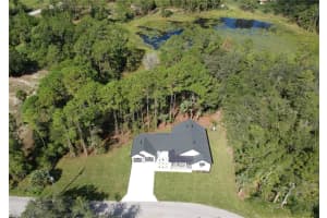 140 Mitnik Dr, DELTONA