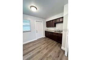 1075 CRESTWOOD DRIVE, WINTER HAVEN, FL 33881 - MLS#MFRS5134156