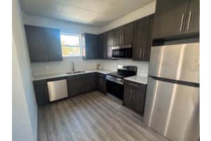 1043 NEW YORK AVENUE, LAKELAND, FL 33805 - MLS#MFRS5134160