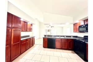 207 CAMBRIDGE AVENUE, DAVENPORT, FL 33896 - MLS#MFRS5134191