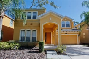 231 Las Fuentes Dr, KISSIMMEE