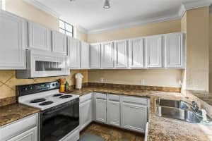 6105 METROWEST BOULEVARD, ORLANDO, FL 32835 - MLS#MFRS5134310