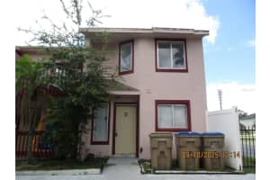 131 Jones Ln #d, KISSIMMEE