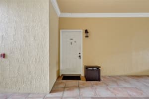 4333 BAYSIDE VILLAGE DRIVE, TAMPA, FL 33615 - MLS#MFRS5134510