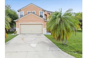 437 Bridgewater Ct, KISSIMMEE