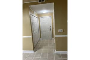 3250 CORONA VILLAGE WAY, ORLANDO, FL 32835 - MLS#MFRS5134601