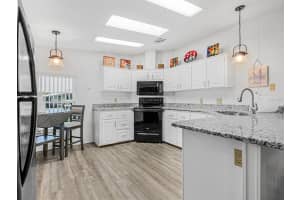 403 CHALLENGER AVENUE, DAVENPORT, FL 33897 - MLS#MFRS5134621