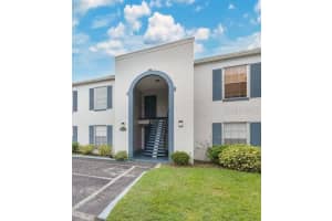 1024 Plantation Dr #b9, KISSIMMEE