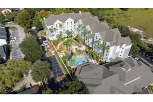 8303 Palm Pkwy #401, ORLANDO